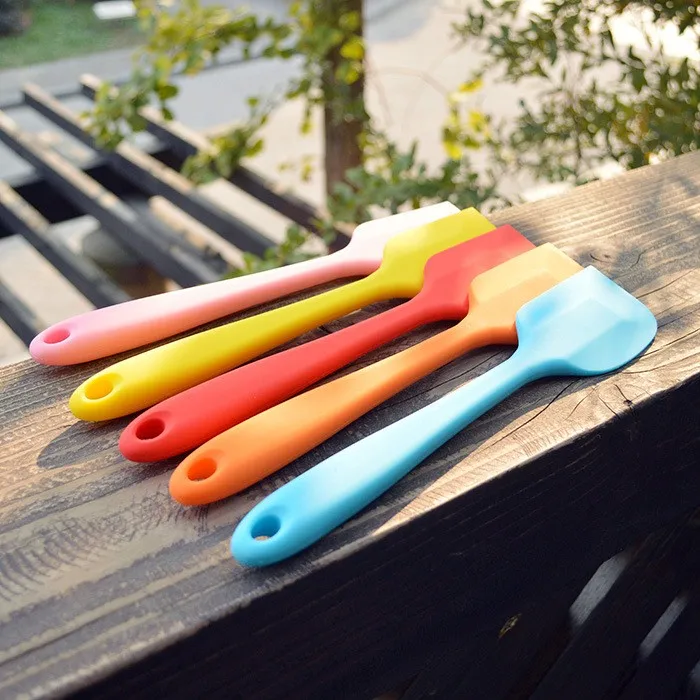 Food Grade Silicone Rubber Spatula Flexible Kitchen Spatulas for Baking Pastry Cutting Cooking Home and Bakery Use-Wholesale