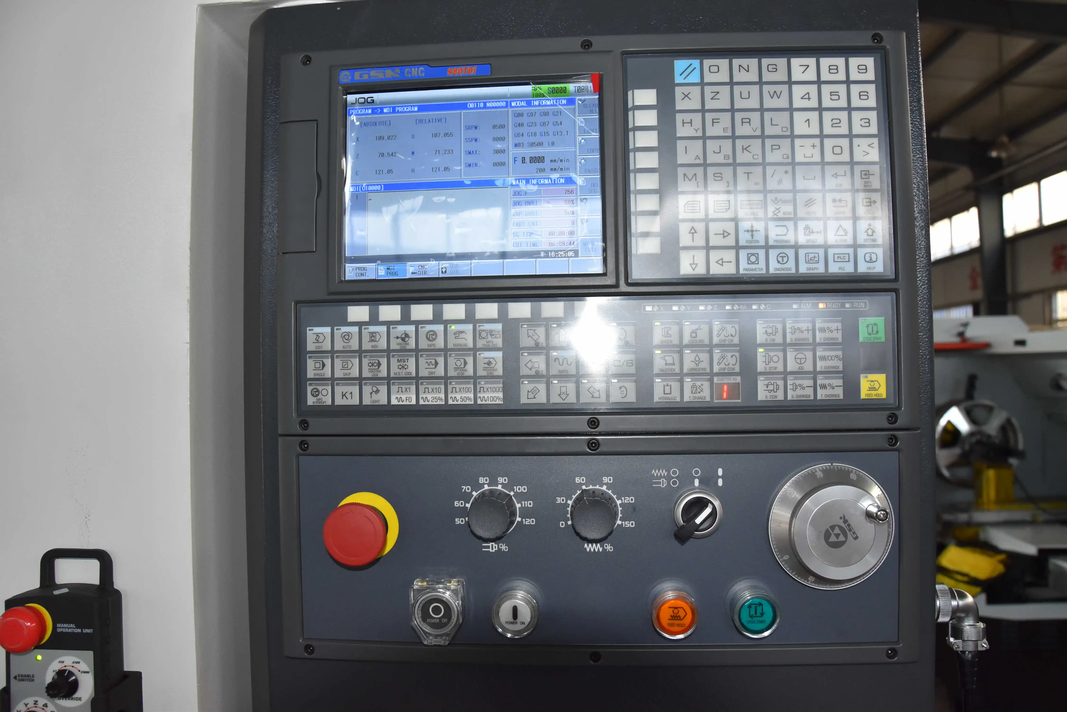 High Precision Metal Machining HSTC550 CNC Lathe Machine Programming Software