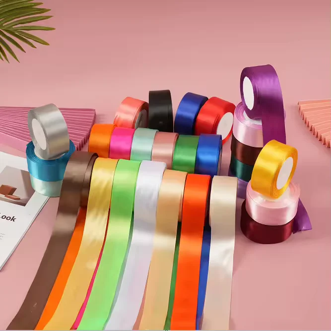 Foam Core Gift Wrapped Ribbons Single Face Polyester Silk Ribbon Wholesale 25yards 4cm Silk Solid Color Satin Ribbon Roll
