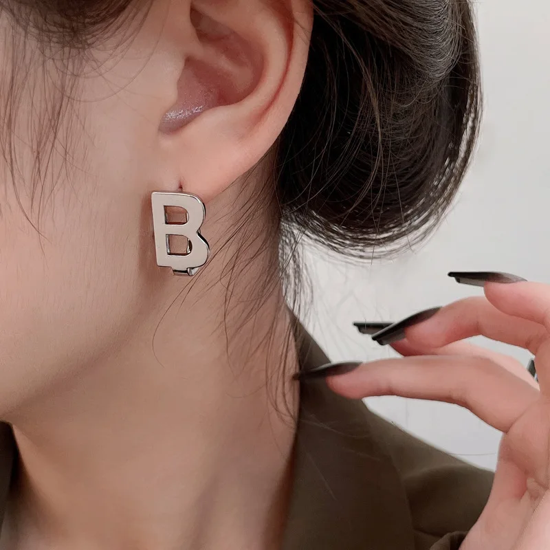 Huggie Earrings with Simple Designs Jewelry Big Letter B for Woman Pictures of Small  Gold Gift White Party Ear Clip