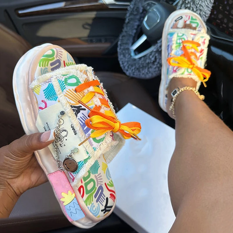 Hot Selling Shoe String Canvas Chains Smiley Clogs Fashion Lace-up Platform Sandals For Women Indoor Outdoor Platform Slipper