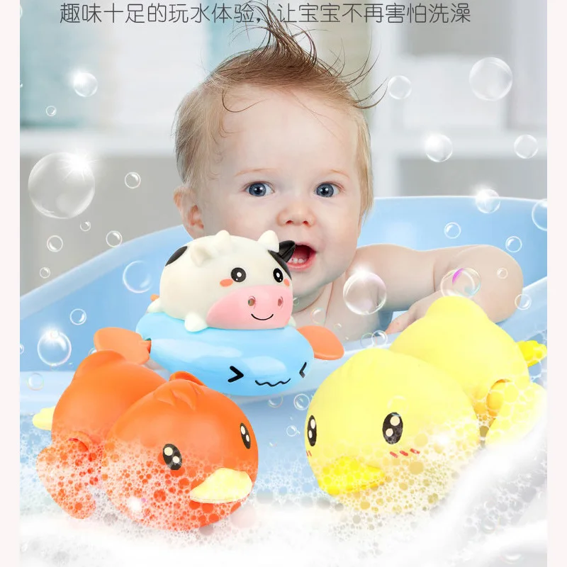new design Calf Riding Flying Fish Clockwork Bath Toys Baby Bathtub Toys Swimming Water Spray Calf Bathroom Toy