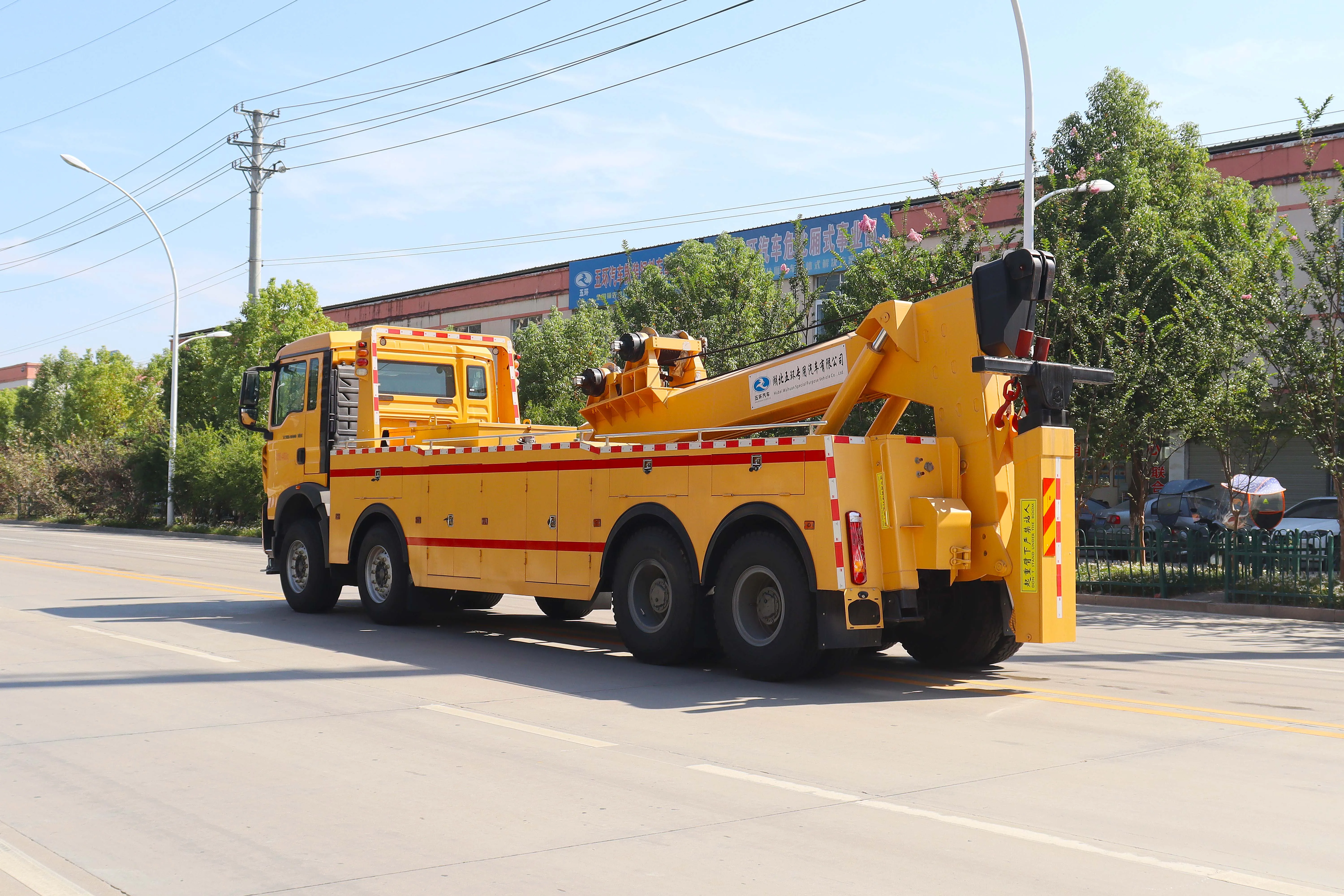 China Rotator Wrecker Truck Supplier Factory OEM Heavy Rotatory Tow Truck