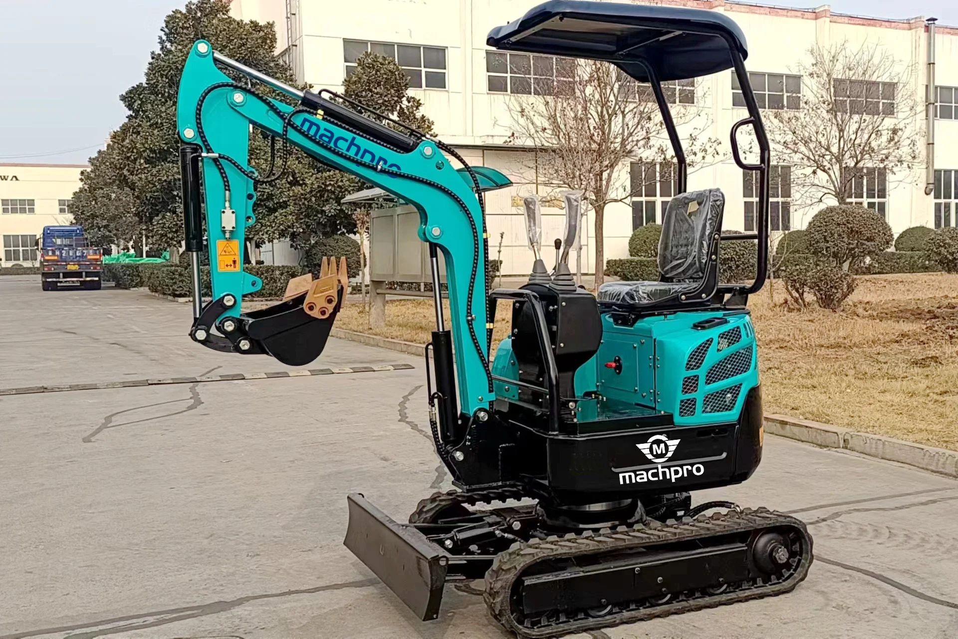 FREE SHIPPING ME10 Excavator for Enhanced Stability with 180mm Track Width