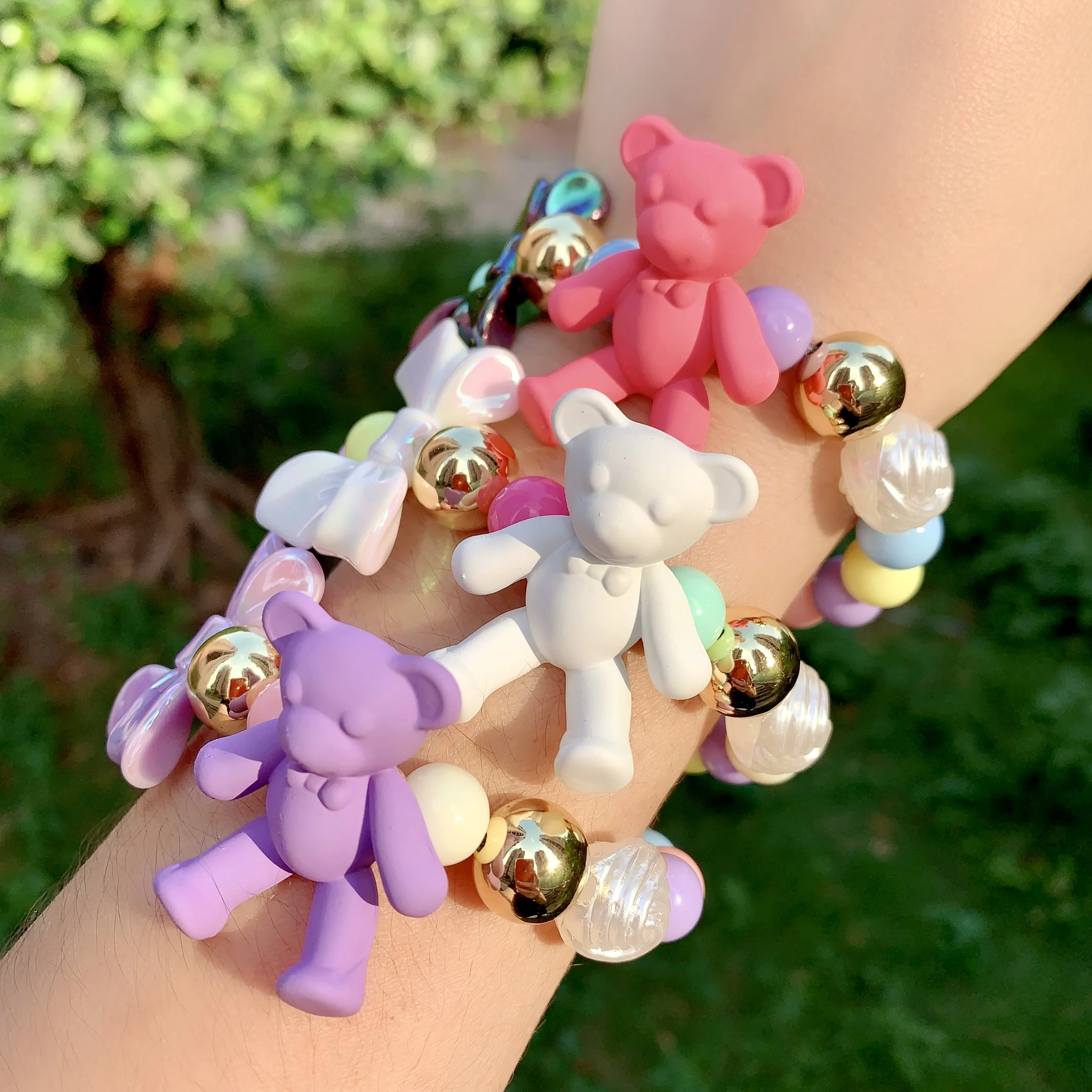 LS-L3556 Fashion resin bear bracelets hot selling mystic bow bracelets colorful beads rainbow bracelets