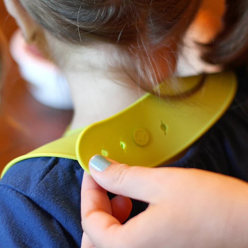 Amazon BPA Free Comfortable Practical Waterproof Baby Bibs Silicone Feeding