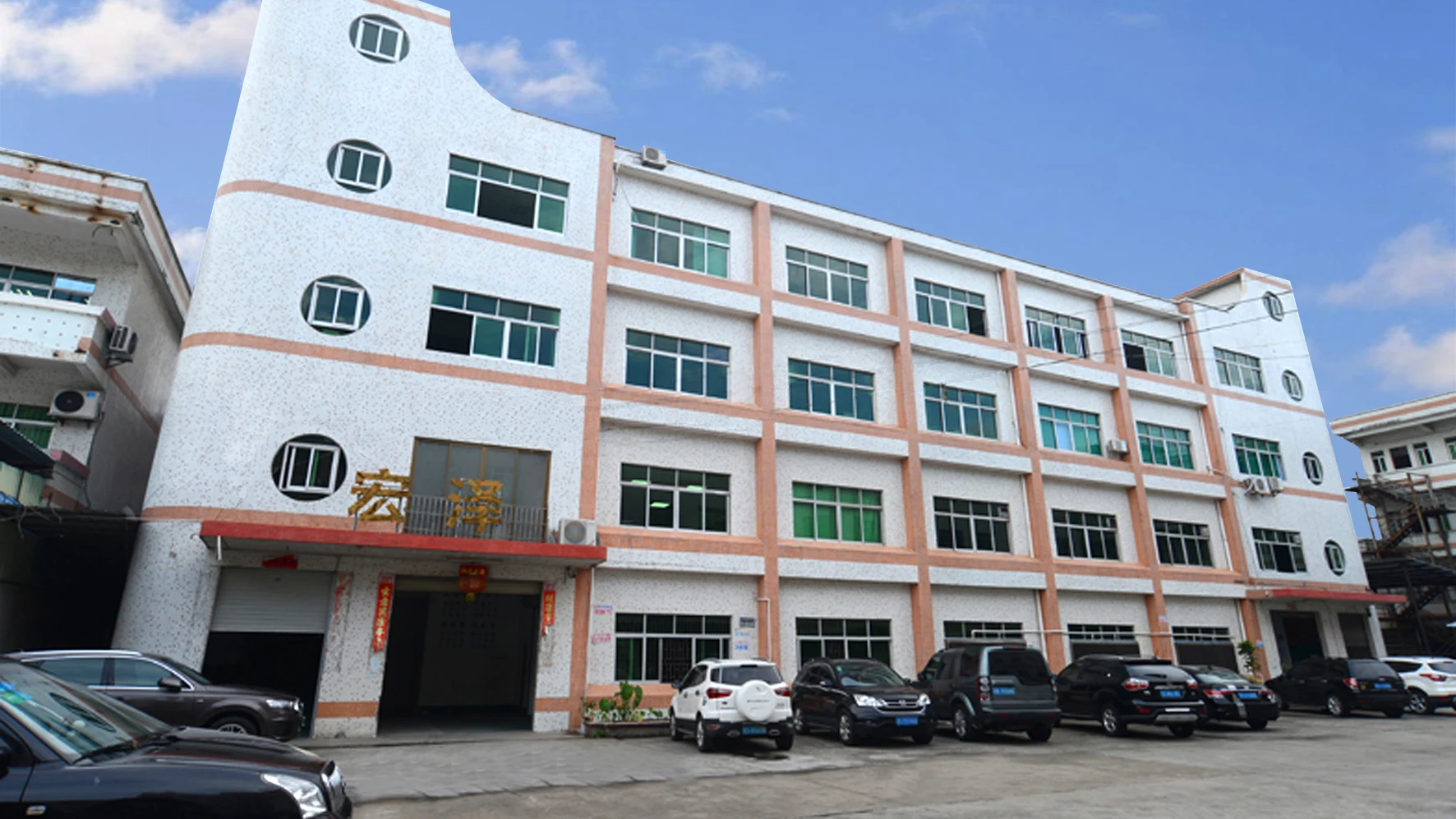 Hongze product hot selling aluminum accessories smart home electric sash window opener with remote control