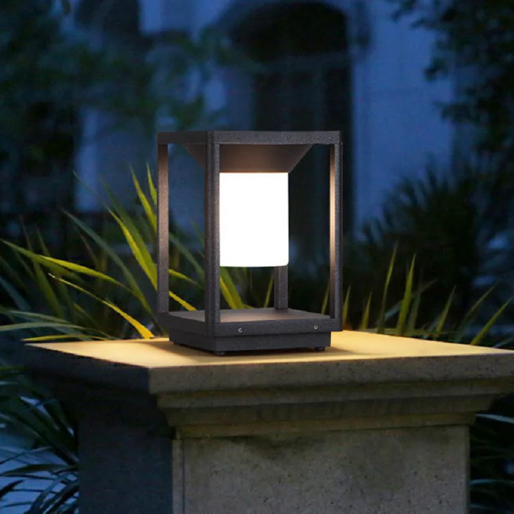 NEW Design led solar PIR pillar lamp 2000mah die aluminum wall lamp with motion sensor  dimmable portable garden light smart