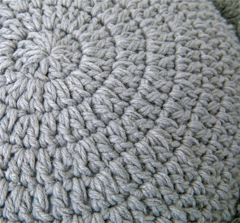 YIRUIO XN Boho Crochet Knitted Acrylic Pompom Pillowcase Cushion Cable Design Round High Quality Home Decoration