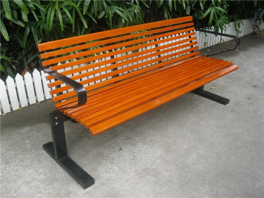 Длинное дерево и металл скамейка стул со спинкой