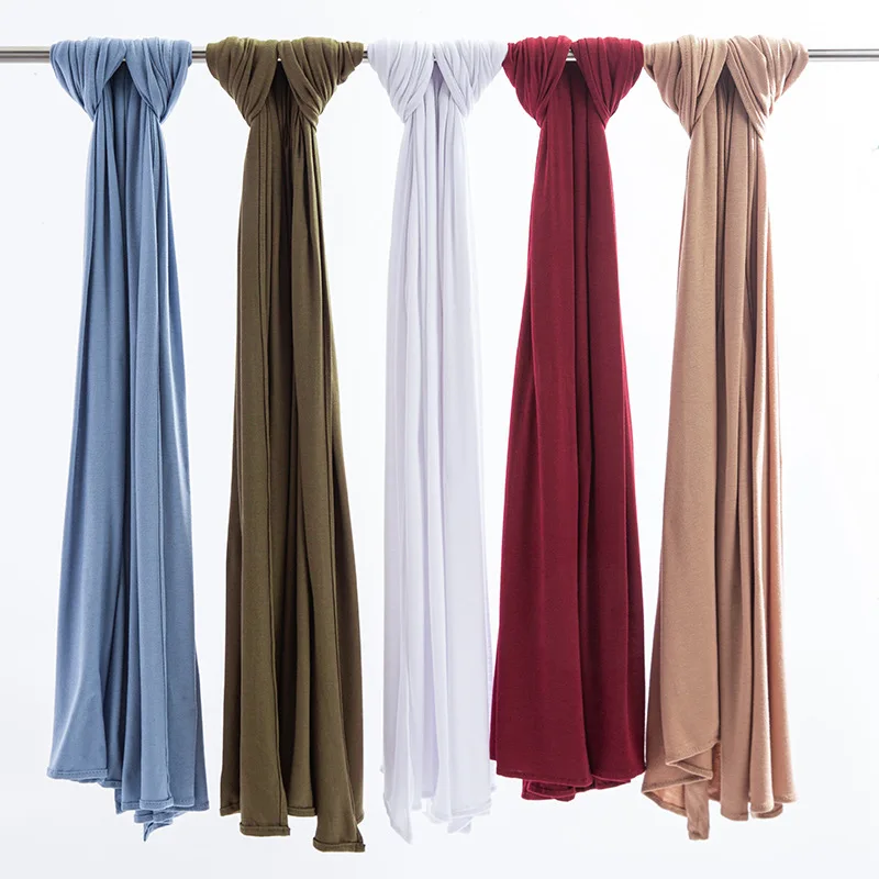 Zandy OEM&ODM Muslim Dubai Hijab Wholesale Mini Pleated Chiffon Crepe Scarf Square Length Modal Material for Summer Fashion
