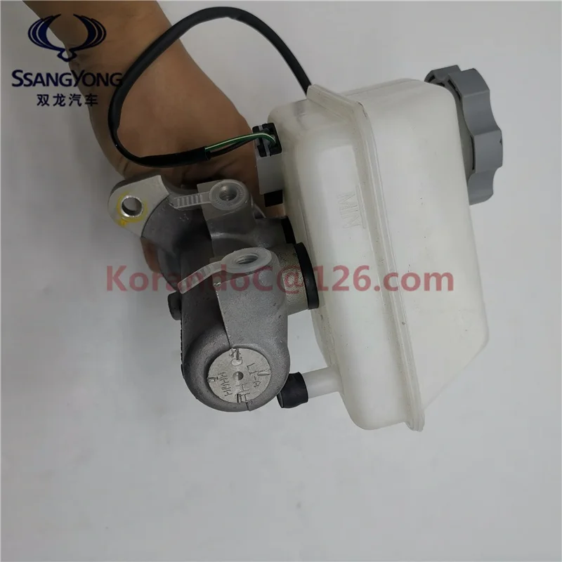 
Ssangyong Brake master cylinder for for MB100 ISTANA of Ssangyong 6614303601 