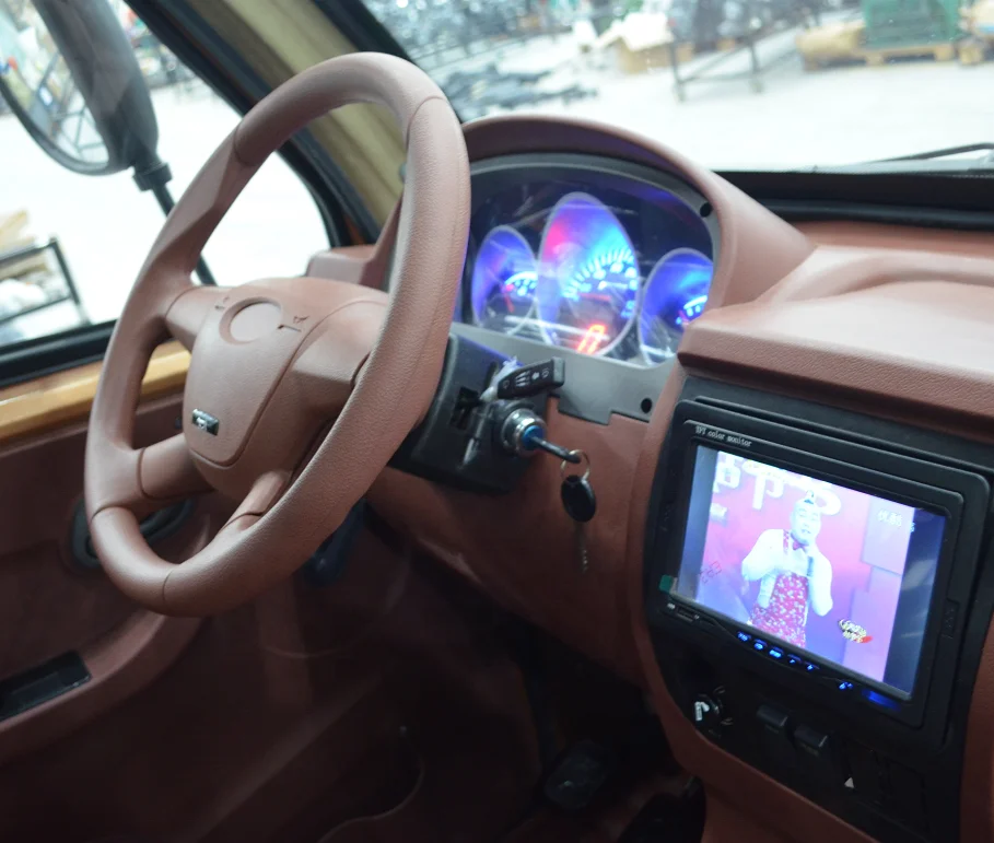 200CC/250CC/300CC MAOTORIZED CARGO TRICYCLE WITH CABIN WITH STEERING WHEEL