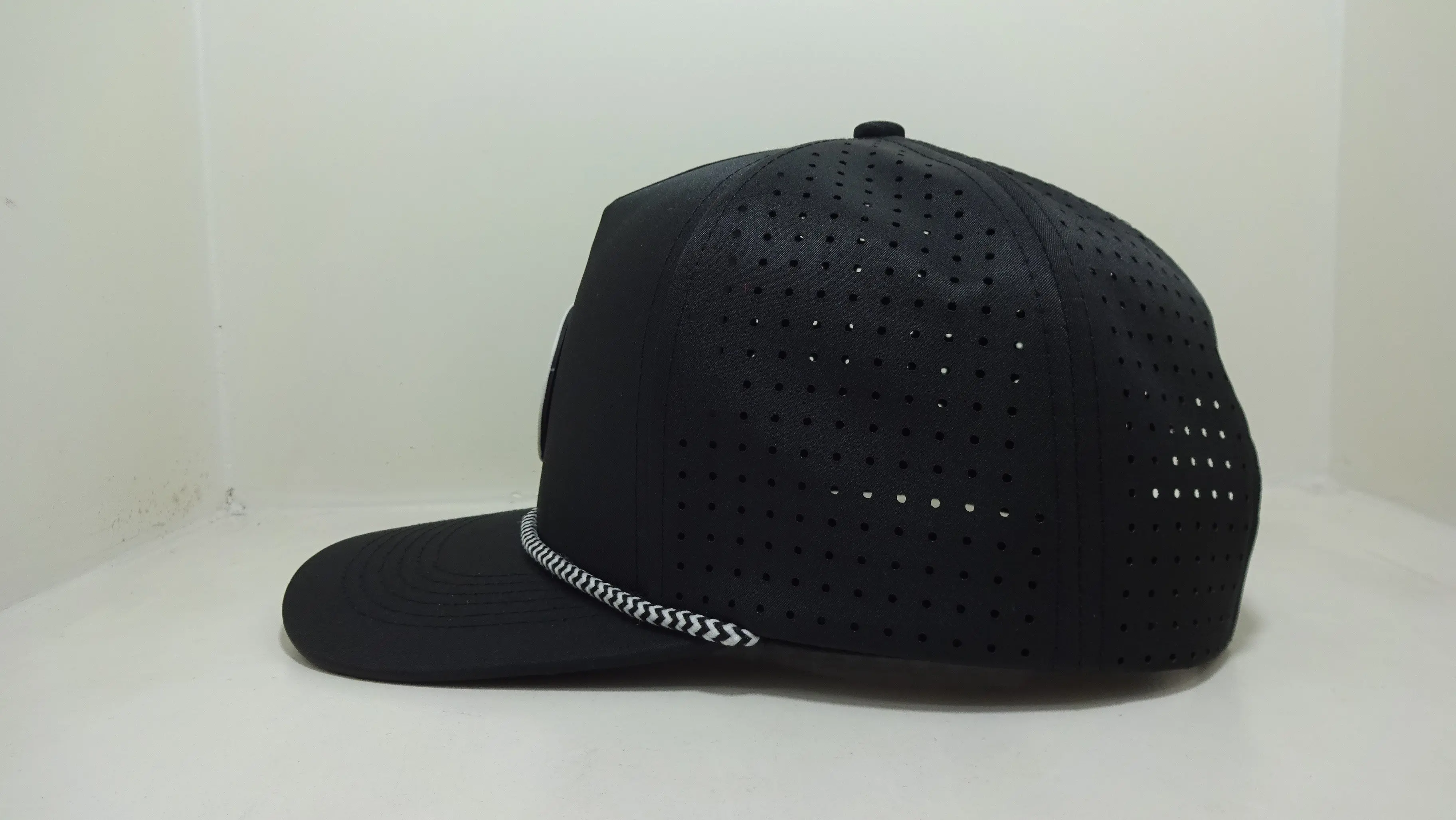 Custom PVC Rubber Logo Baseball Caps With Laser Cut High Quality 5 Panel Sport Golf Hats with Rope Men Waterproof Hats DOM107