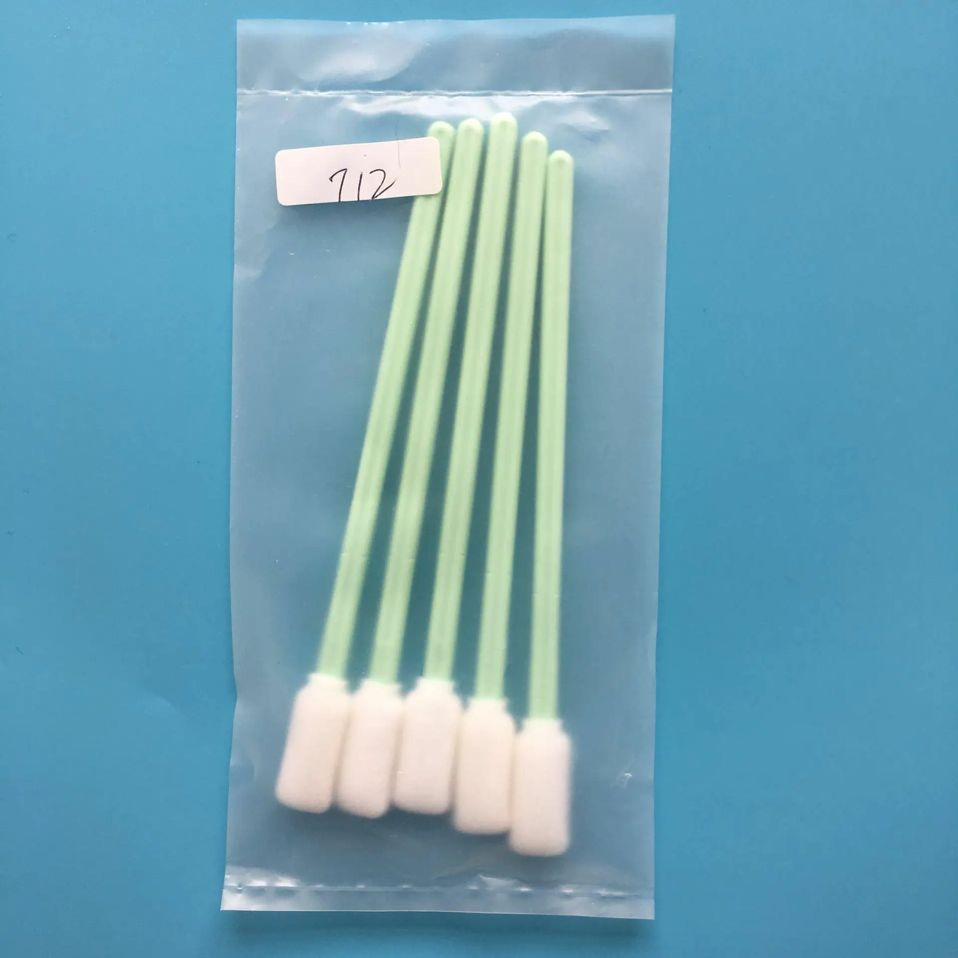 
Cleanroom laundered 100% continuous filament knitted polyester heads. virgin polypropylene handles swab selector sample swab 