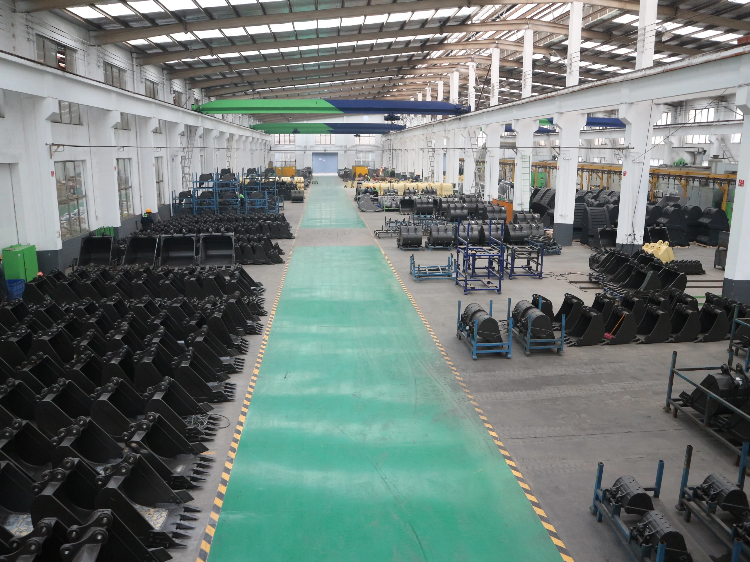 new condition excavator bucket/excavators spare parts /backhoe bucket