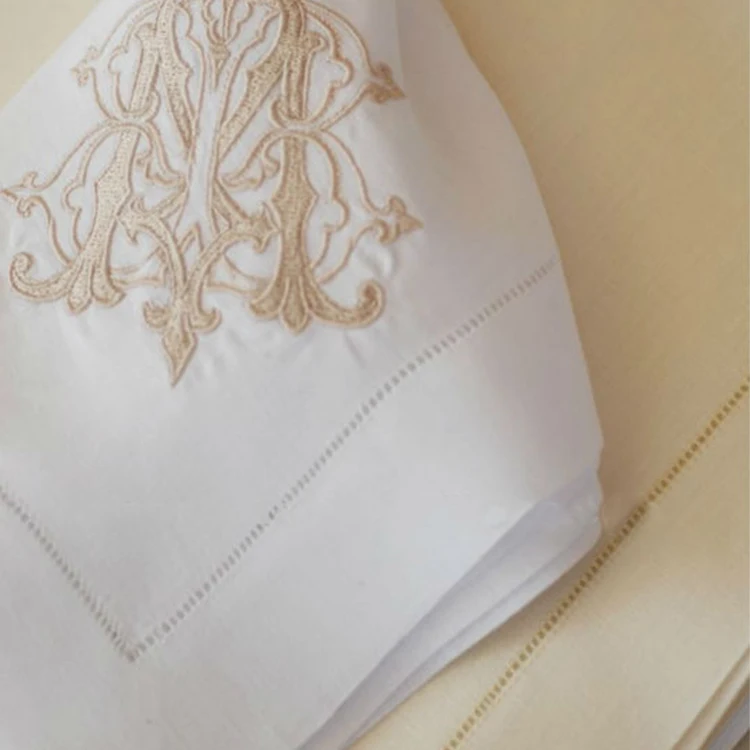 Hemstitch Linen Printed Comforter White Linen Monogrammed Table Cloth Napkin With Custom Logo Design