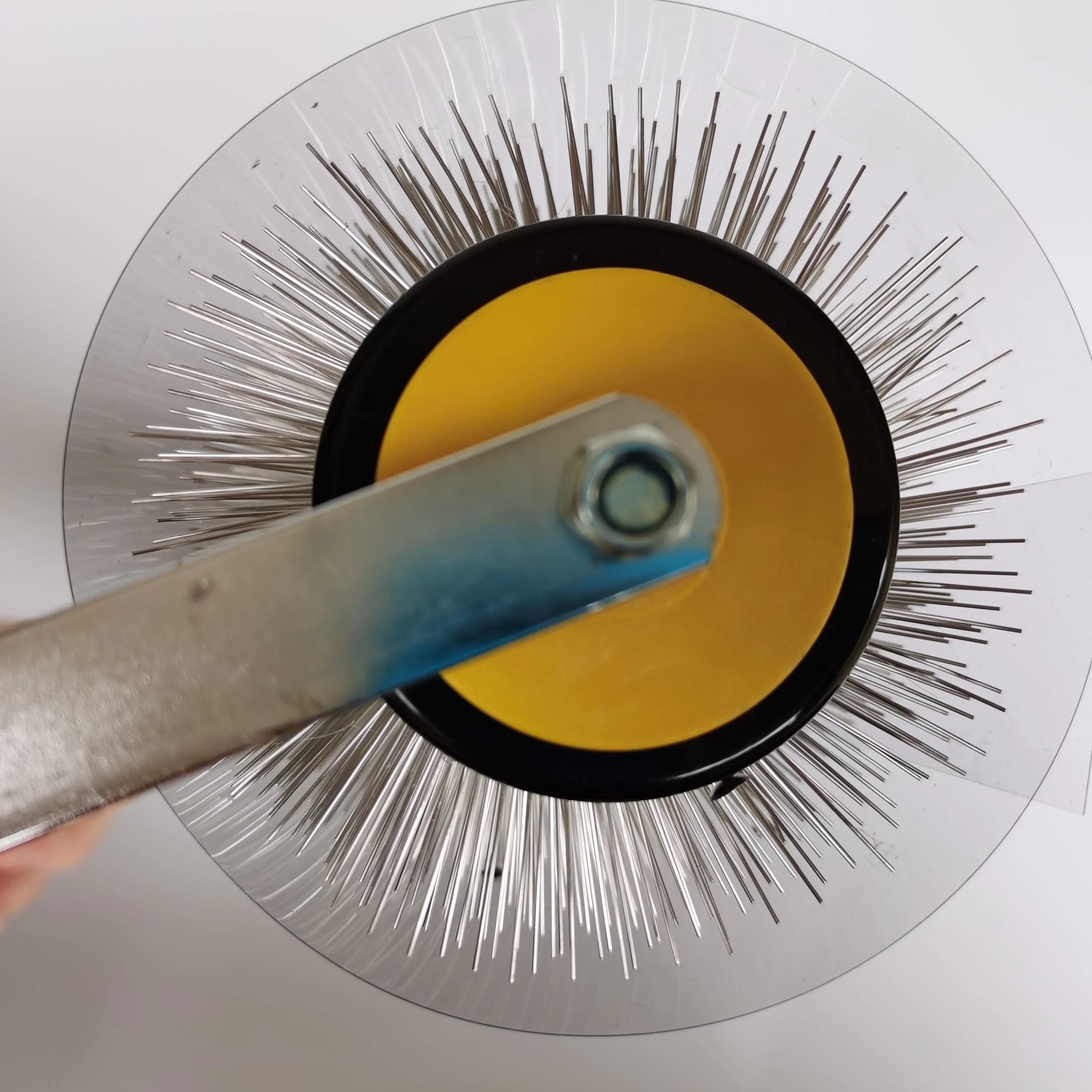 2023 Steel Spiked Roller  with splash guard Spiked Screeding Compound Roller Remove Bubble Smooth Floor Roller