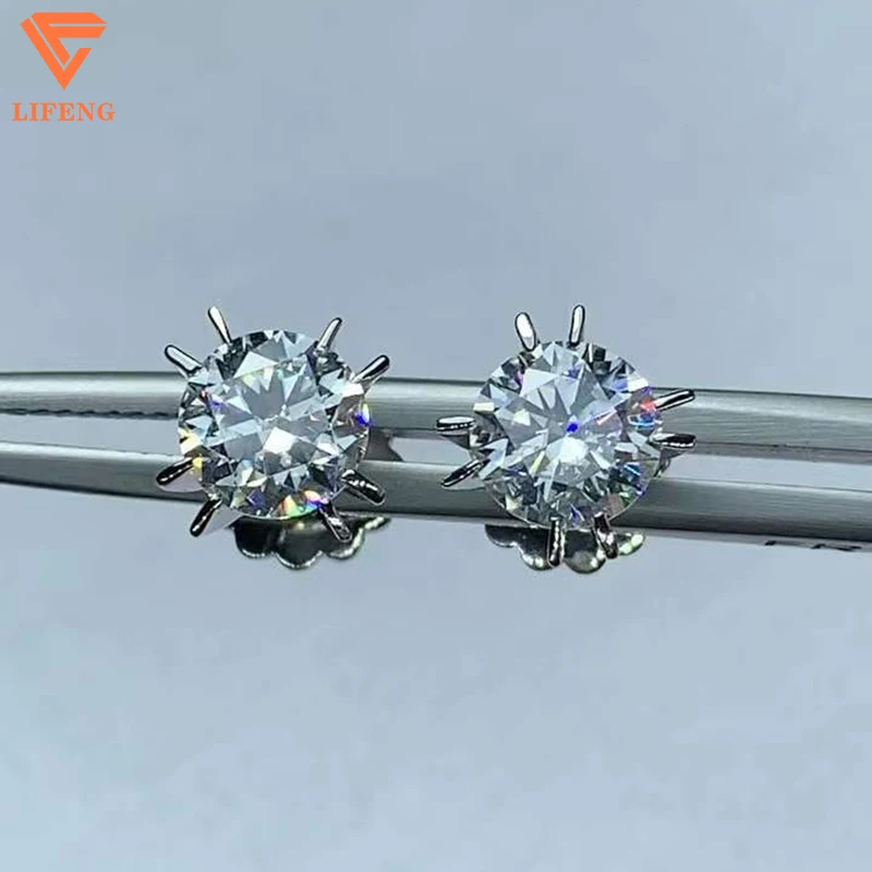 High Quality 925 Sterling Silver Glittering Moissanite Diamond Earrings Fashionable Jewelry for Weddings and Gifts
