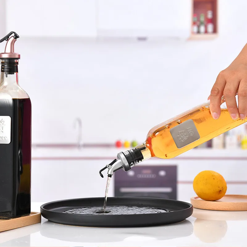 New style wholesale square multi-specification glass bottled vinegar kitchen dispenser bottle set