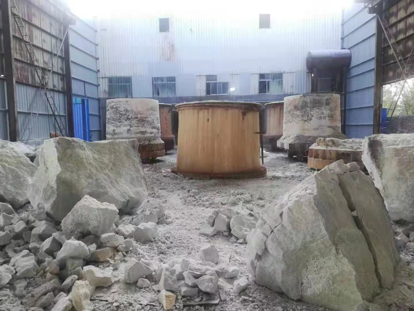 Sales high-quality sandblasting machine special abrasive white corundum sand with complete particle size