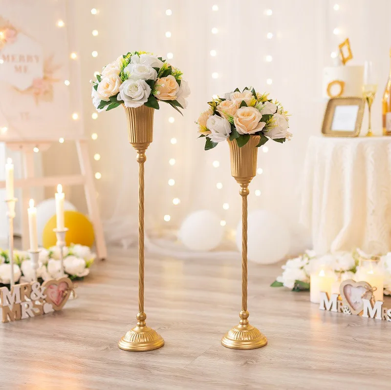 Wedding Prop Hotel Table Flower Retro Metal Candlestick Goblet Floral Vase Gold Candle Stand Decoration