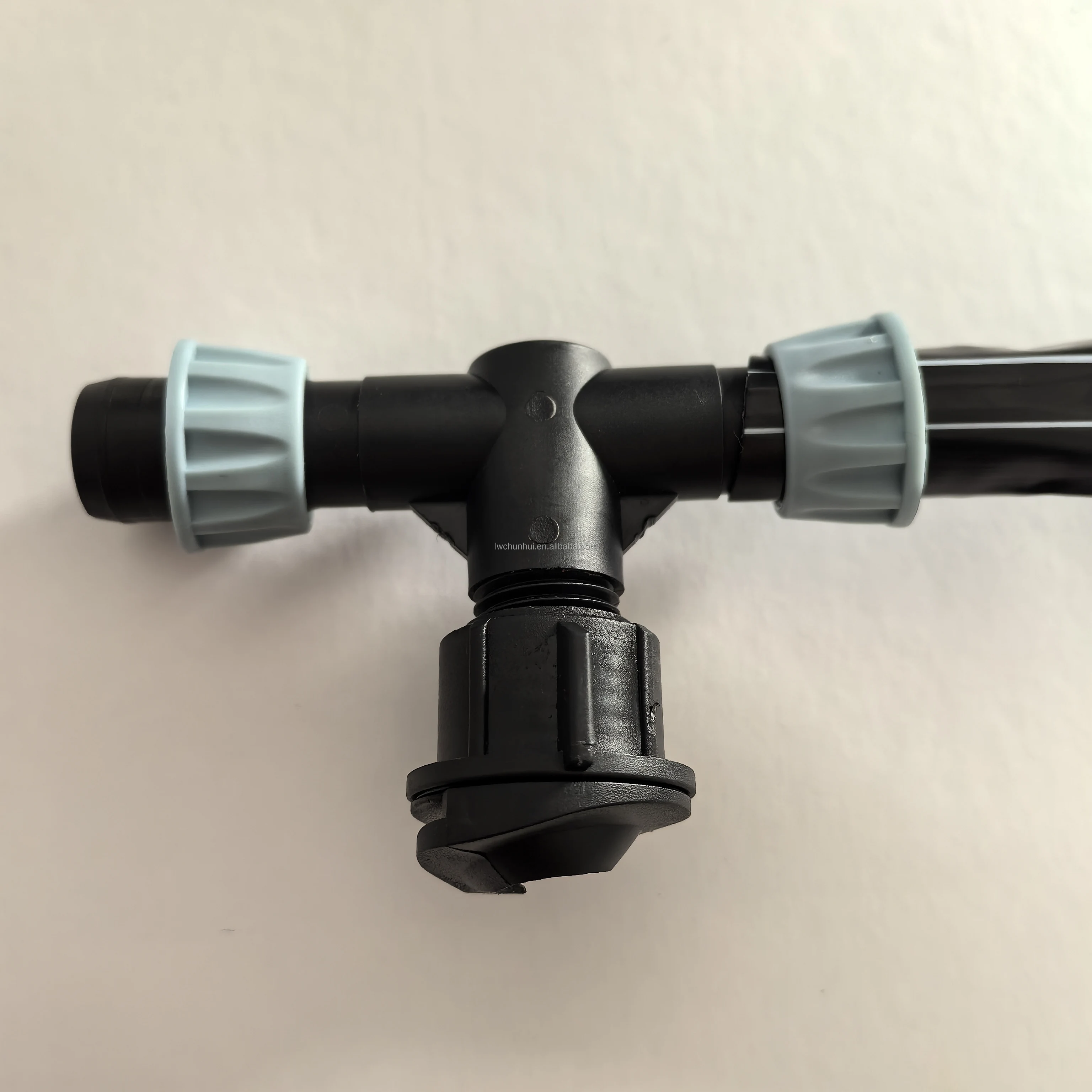 Drip Irrigation Fittings Fast Ring Connectors Drip Tape 16mm Lock Tee For Drip Irrigation System