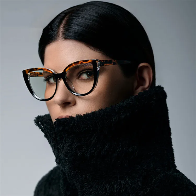 2024 Plastic Wholesale Factory Custom logo Trendy Cat Eyes Frame Optical Eyeglasses Fashion Spectacle