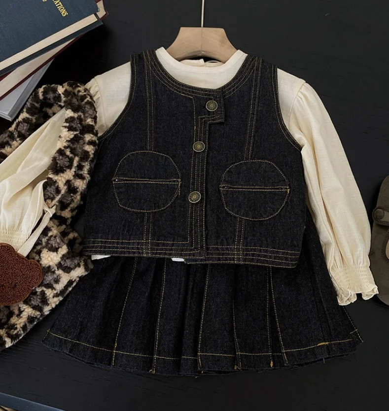 Yumi 2023 Autumn Girls Crewneck Pocket Denim Pleated Skirt Set Casual Solid Pattern Three-Piece Fashion Shirt Set to Wear
