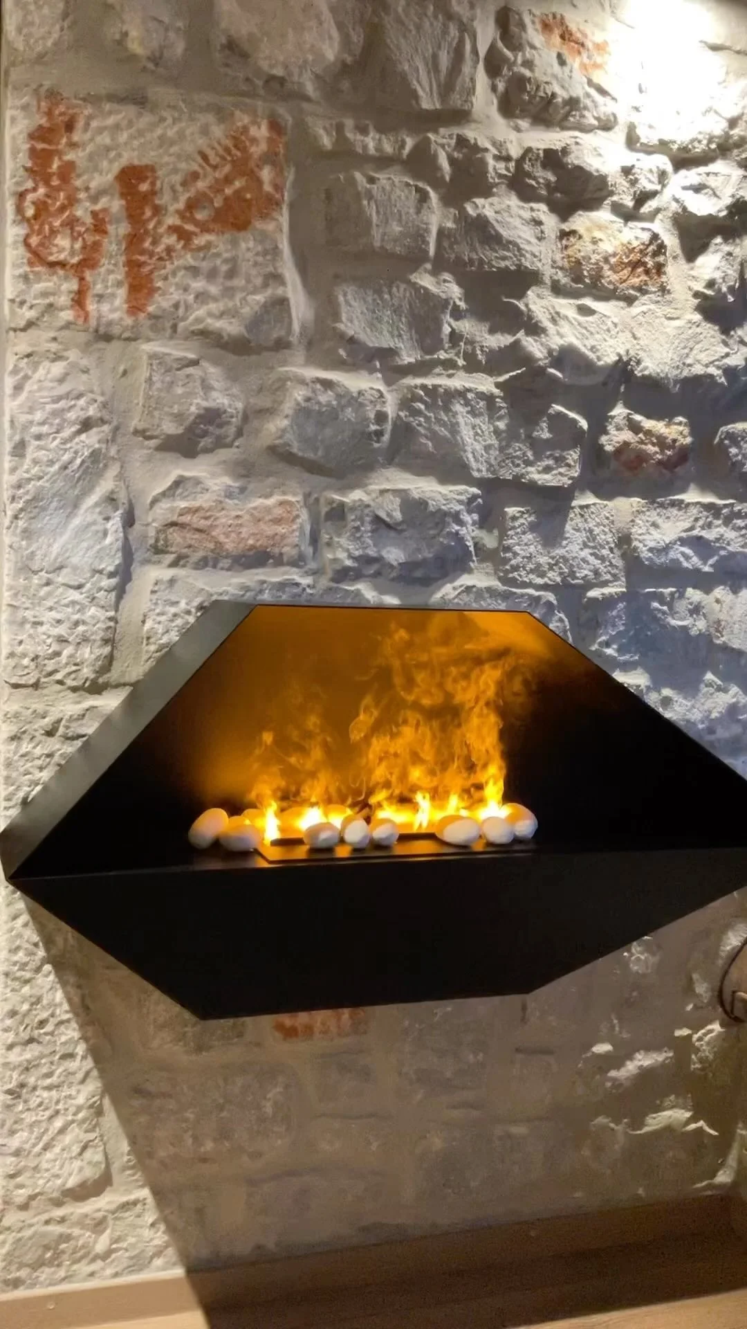 Smart home decor water mist electric fireplace heater indoor tabletop fire pit 3D atomizing fireplace decorations