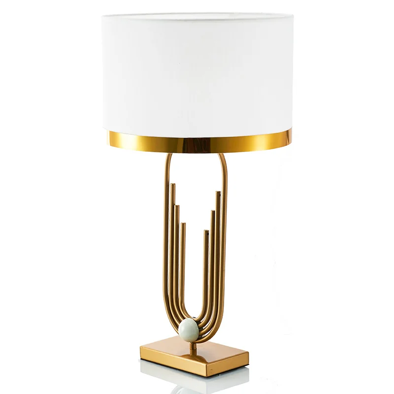 
Американская Роскошная Настольная лампа с тканевым абажуром, декоративная настольная лампа в стиле постмодерн для спальни, гостиницы, гостевой комнаты  (62364086894)