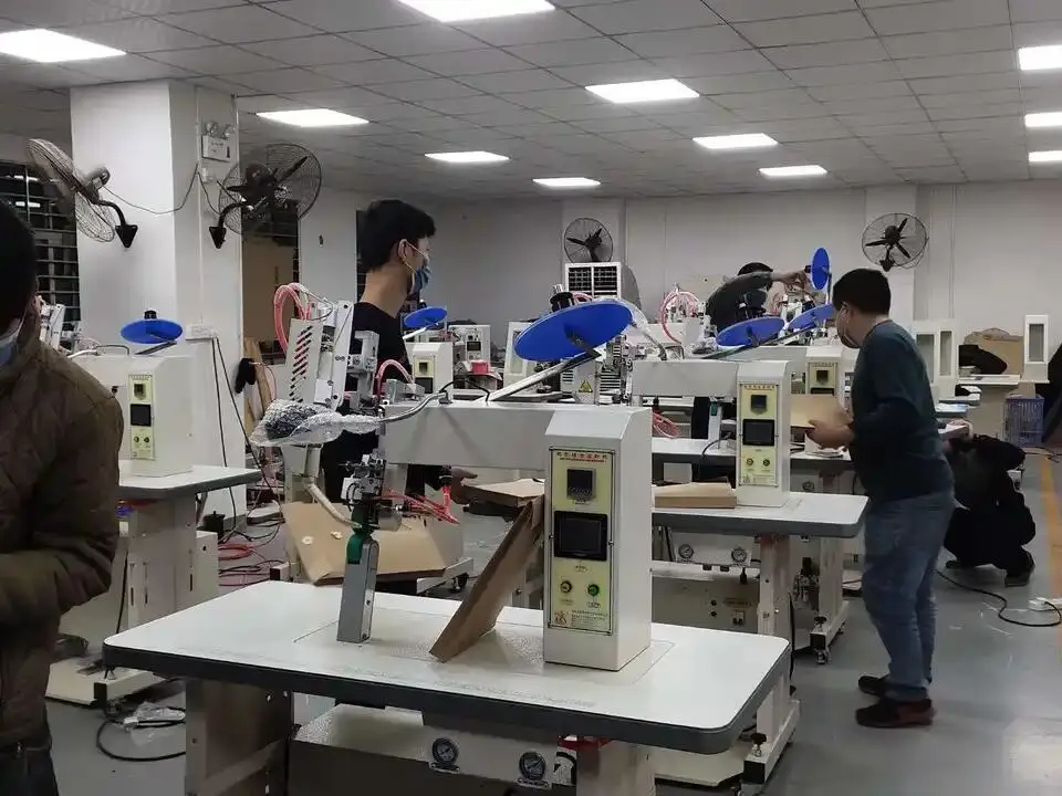 Protective Clothing Hot Air Seam Sealing Equipment Waterproof Strip Machine