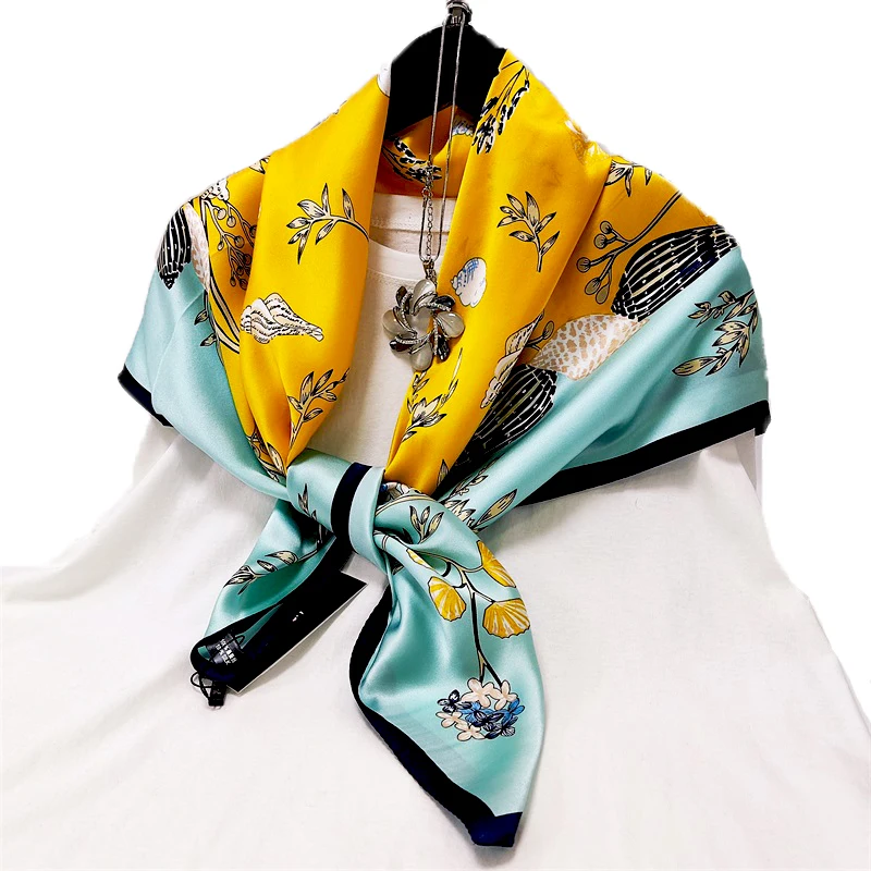 Designer Scarf Wholesale Fashion Foulard Custom Panel Printing Square Luxury Hijab Selendang Bertudung Scarf 100% Silk Scarves