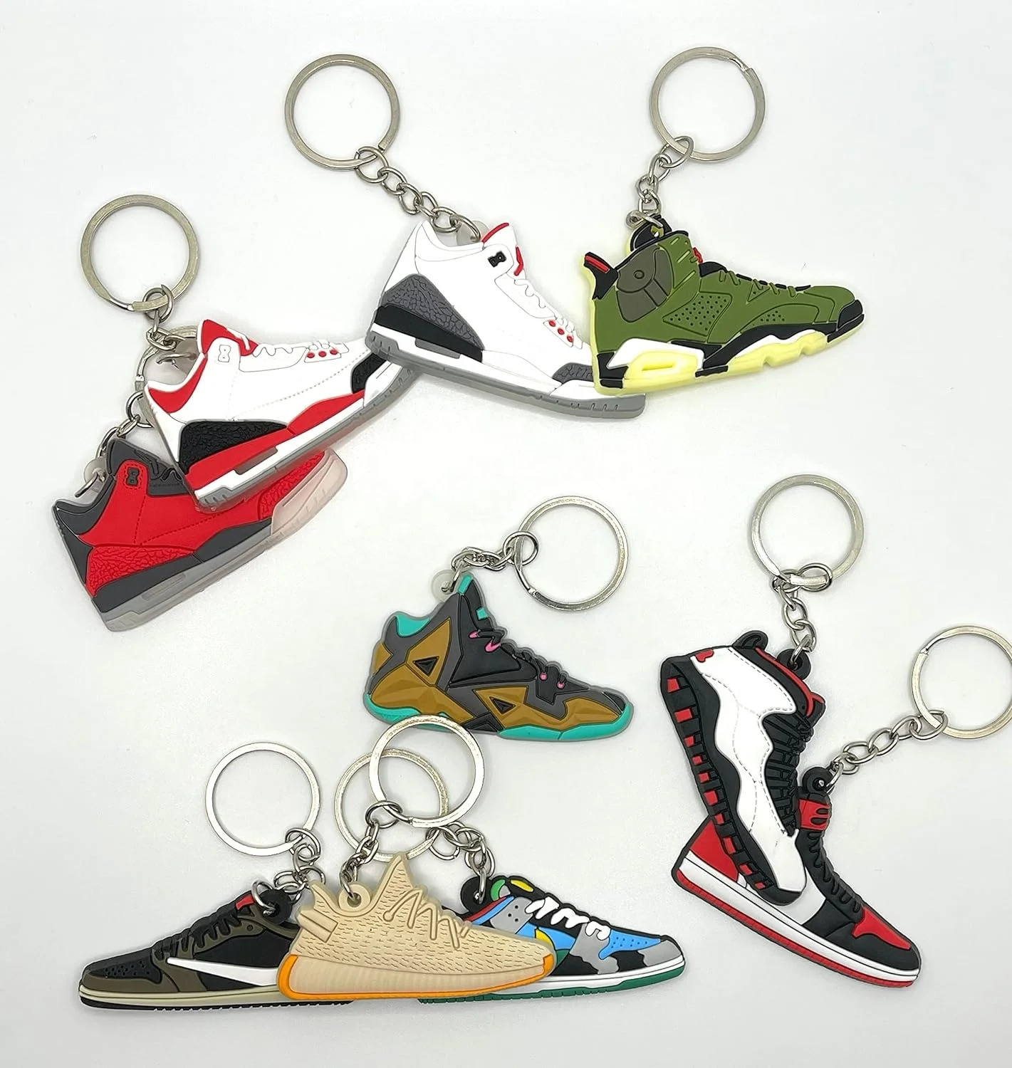 Factory Price Sneaker Keychain PVC 2D Design Soft Silicone Rubber Shoe Keychain Fashion Keychain Pendant  Kids Sneaker Diy Gift