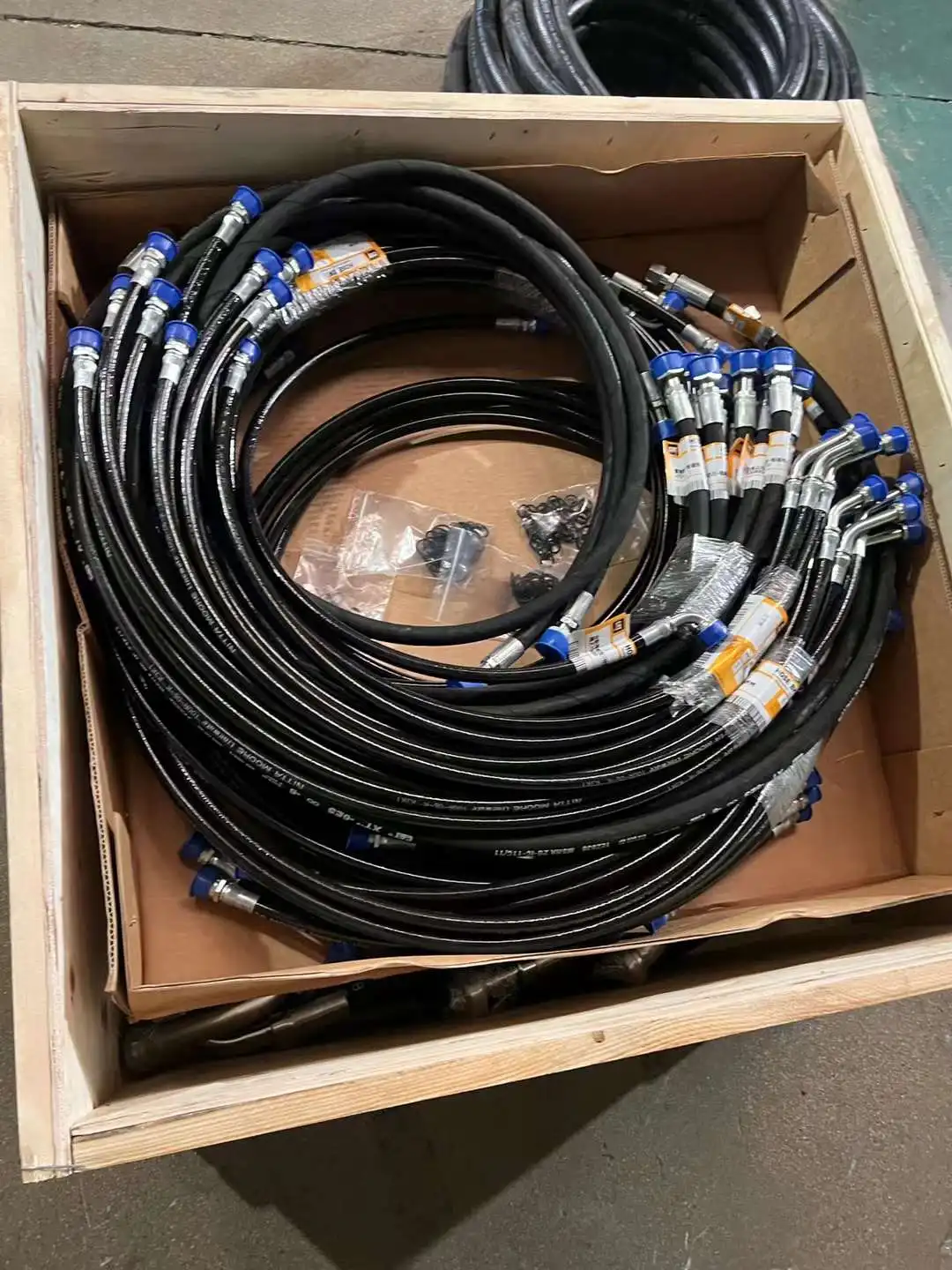 CAT 323D экскаватор OEM или запасные части гусеничный шланг комплект для гидравлического шланга сборки