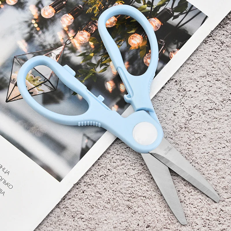 Portable Safety Food Cut Kids Feeding Helper kitchen Multifunctional Kids Food Scissors with Plastic Cover