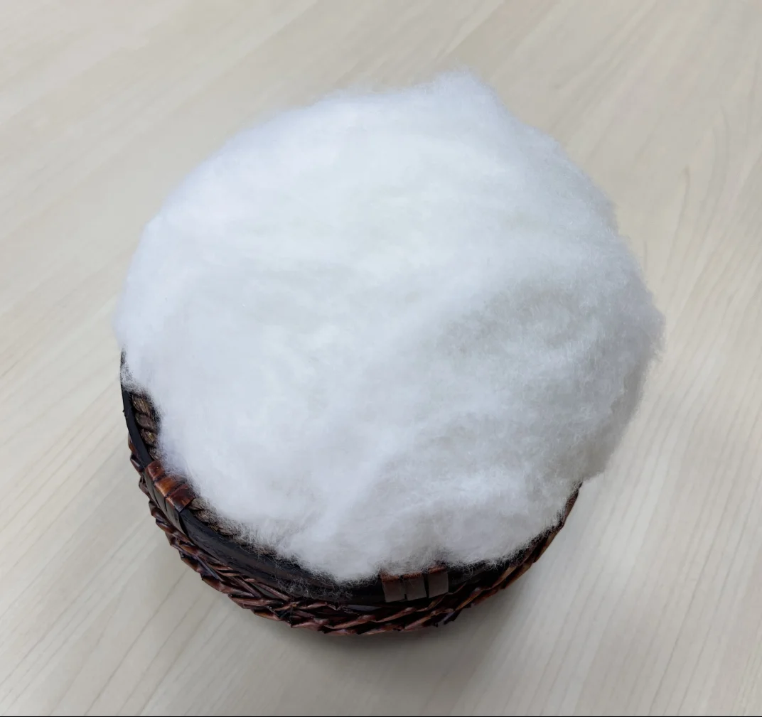 Dehaired Natural White Goat Cashmere fiber16.0-16.5mic /22-38mm