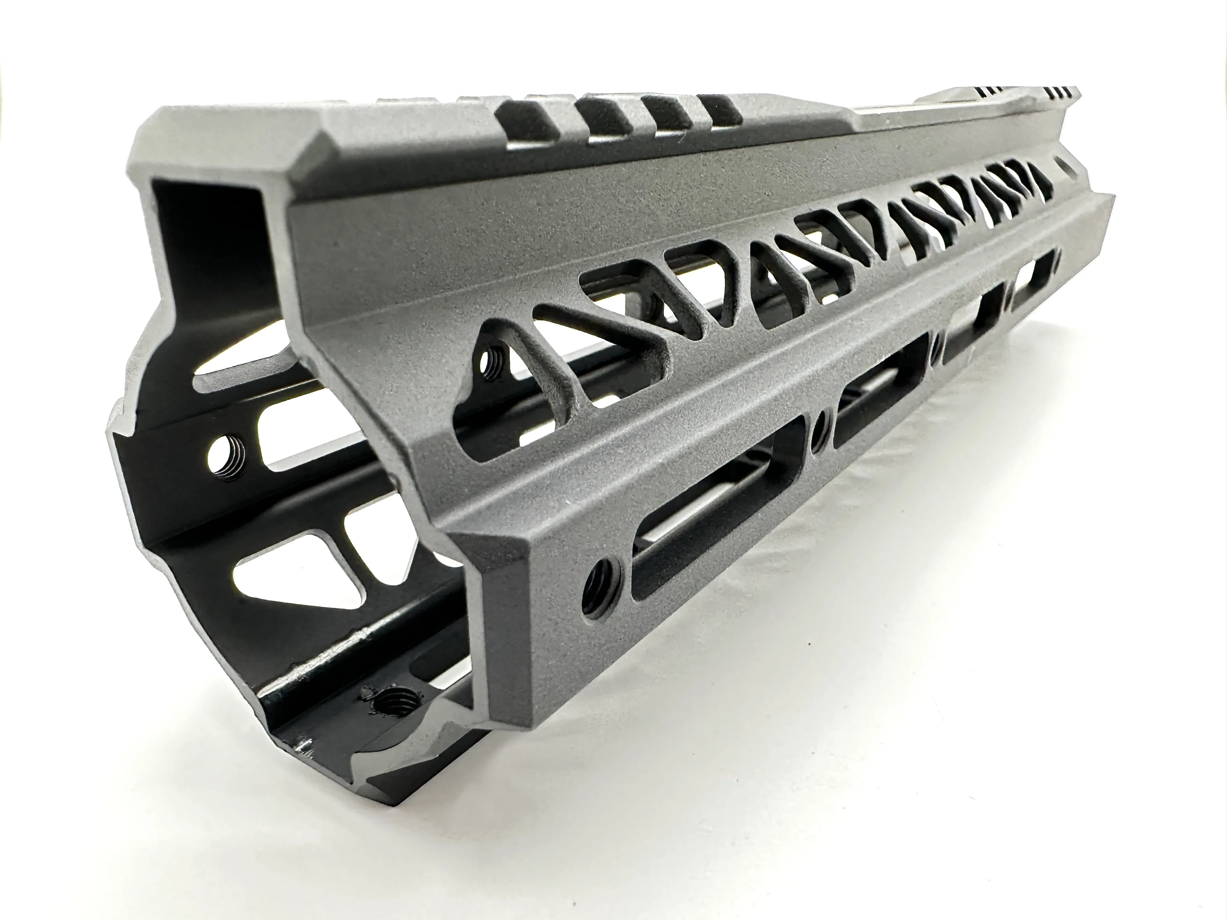 Taiwan Manufacturer Customized Aluminum Alloy Parts CNC Machining Tactical Aluminum Hand Guard For Wholesale