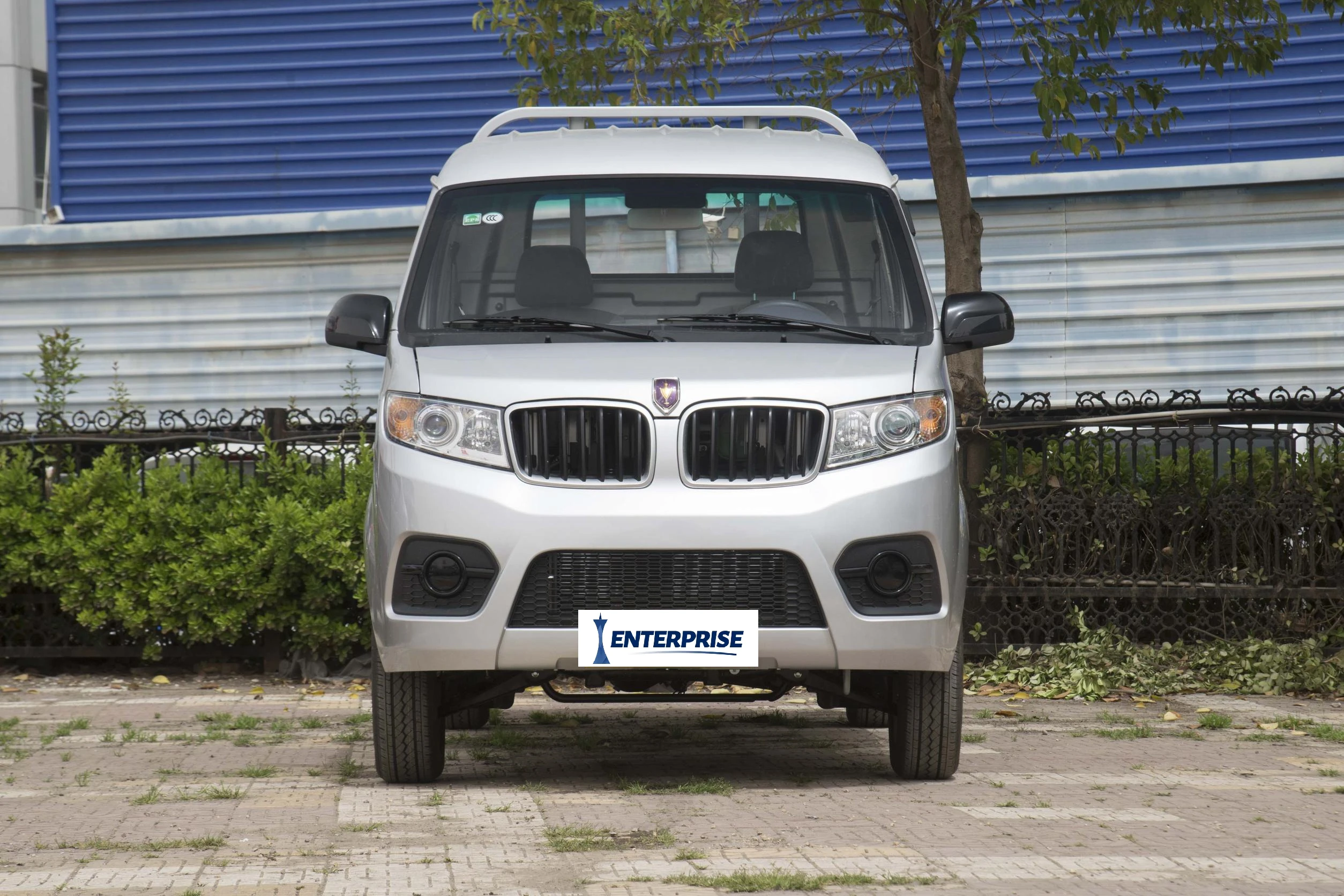 Грузовики Jinbei T3 2024 1 5 л Классический размах крыльев 15 м