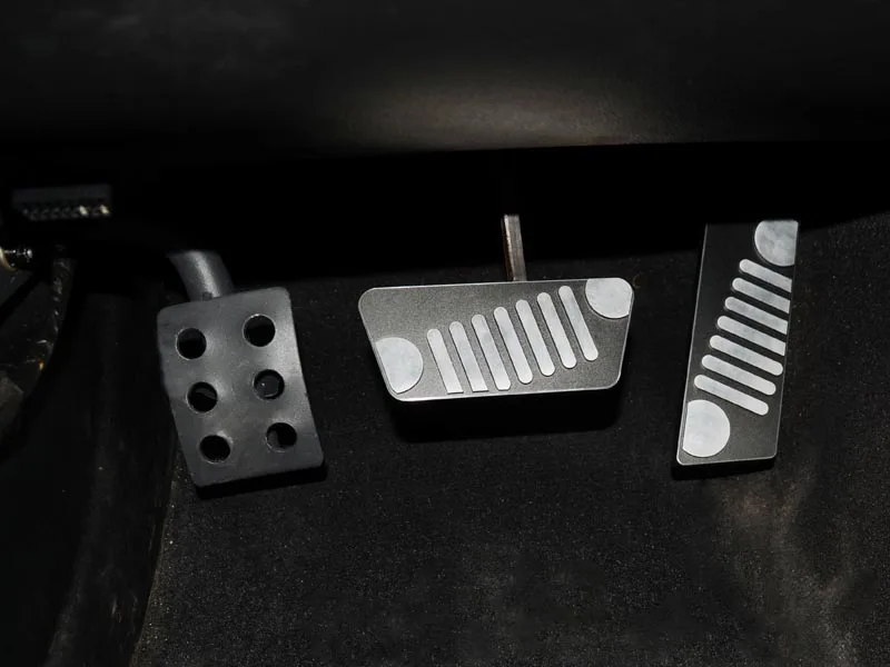 Factory outlet customized pattern grille face pattern gas pedal for Jeep wrangler JK 2007-2017 off-road car accessories