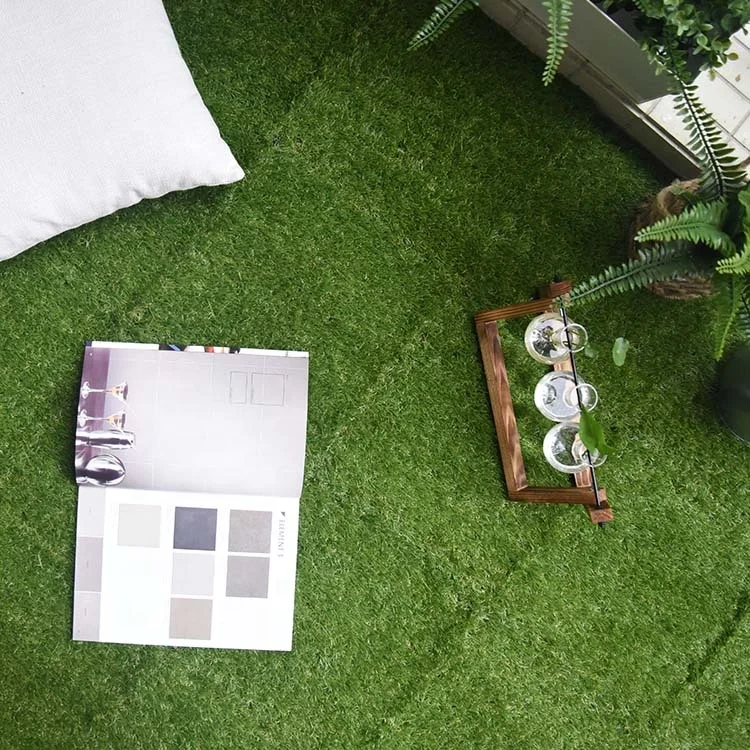 DIY Artificial grass interlocking floor garden tile