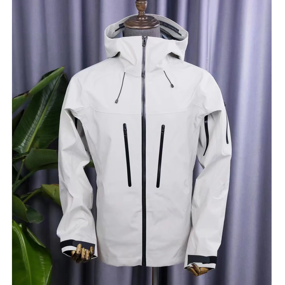 Stand Outdoor Hard Shell Jacket 10000mm Windproof Waterproof Jacket for Wholesale Spring and Autumn High Performance Summer