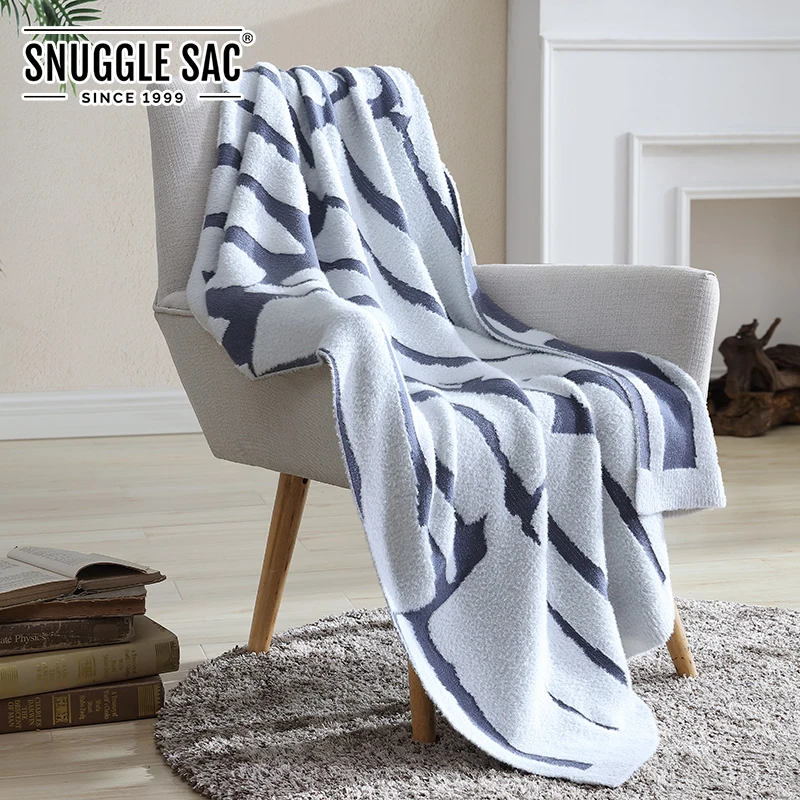 
Snuggle Sac Air Feel Double Sided High Quality Chunky Knitted Fluffy Throw 