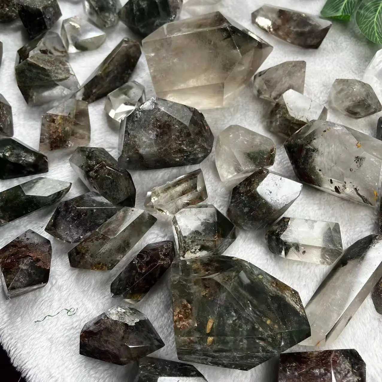 Green Phantom Quartz Natural Crystal Hand Carved Green Garden Quartz Free Form for Healing