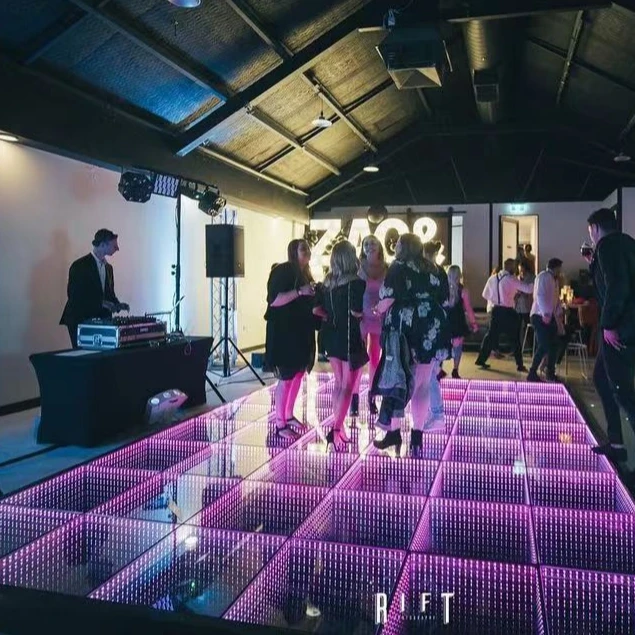 Sunfrom Luxury Screen Walking Tiles Portable Interactive Led Dance Floor Panels For Sale
