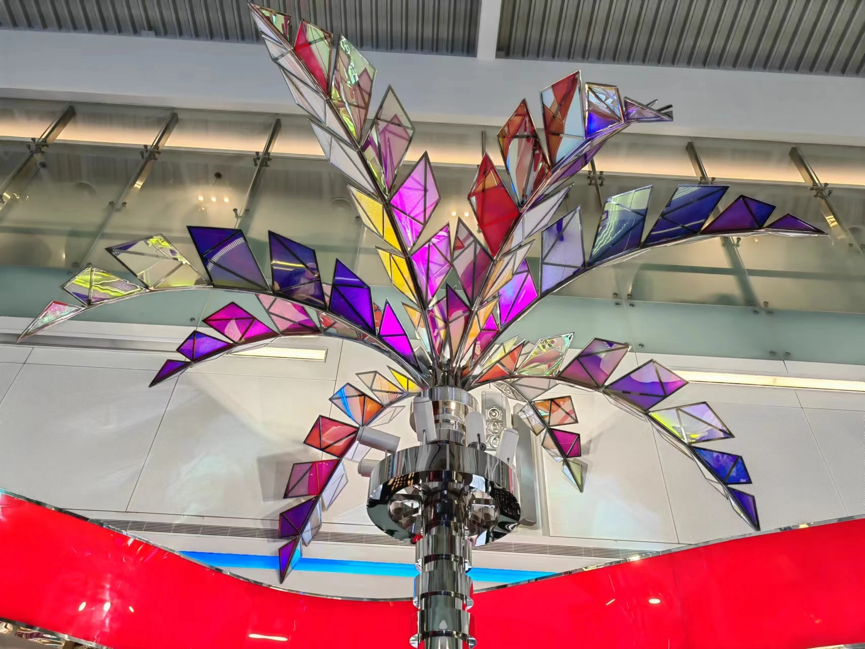 large modern dubai airport stainless steel tree statue metal decor craft shopping mall window display public art sculpture