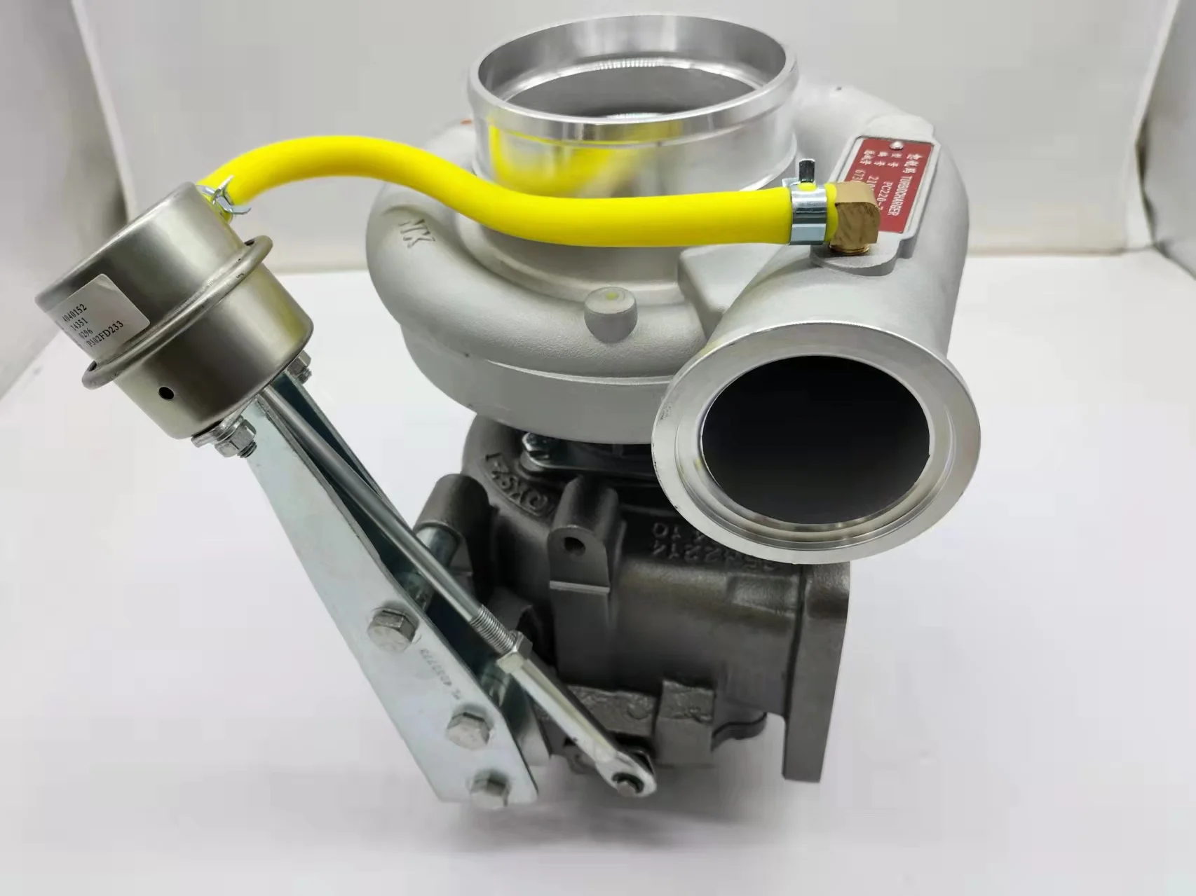 XUNPO Spare Parts Turbocharger 21092801 6738-81-8190 for PC200-7 PC220-7 PC220LC-7 Excavator