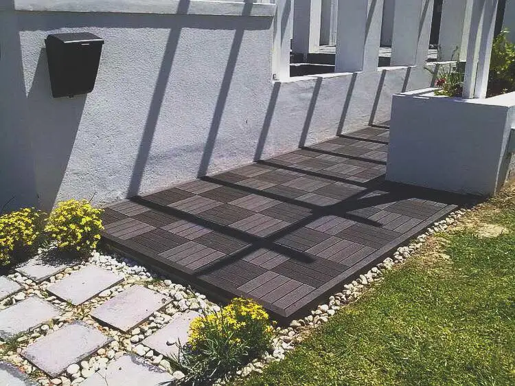 DIY wpc composite floor tiles co-extrusion interlocking deck tiles