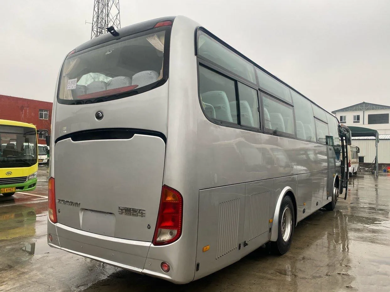 10m used yu - tong coach left hand drive 2014 tour passengers 44 seats manual type from chinese