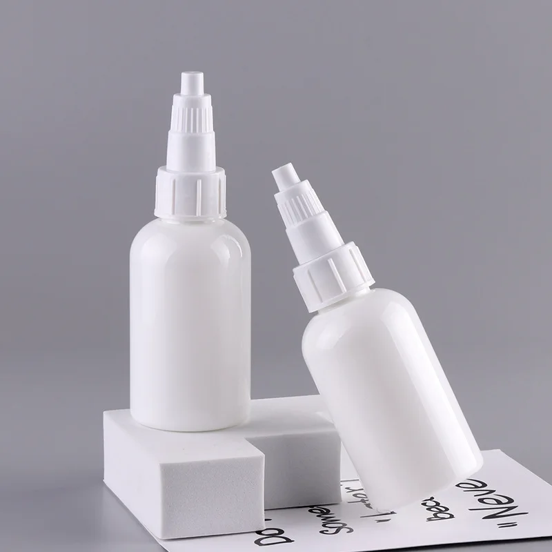 Soft silicone tip pe plastic tip bottle Antibacterial ear wash bottle for cats and dogs ear drop bottle for pets